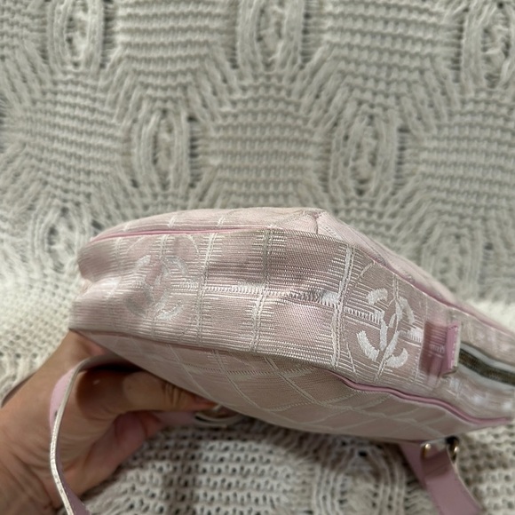 CHANEL BAG - Picture 10 of 17